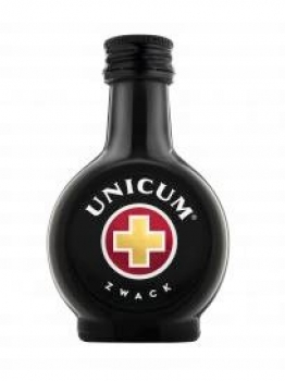 zwack-unicum-mini-0-04.jpg